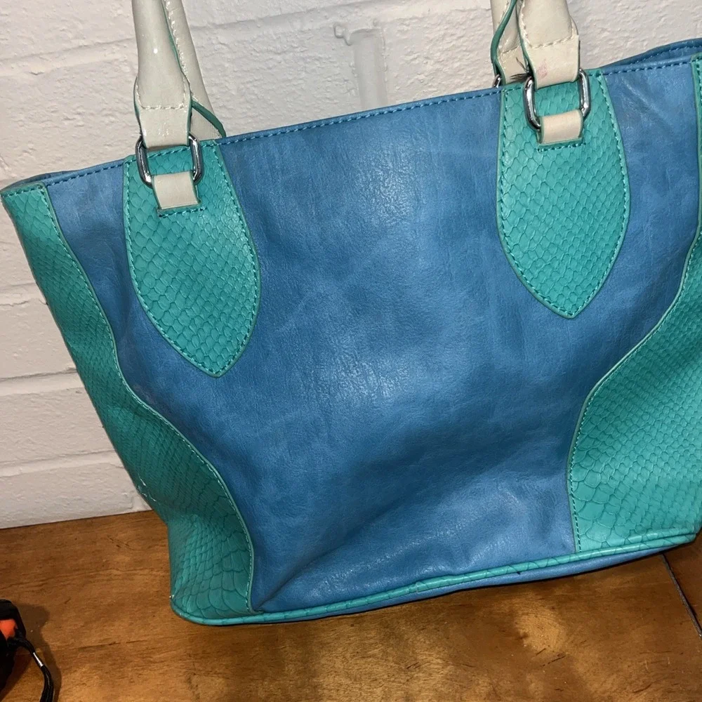 Vintage G By GUESS Blue & Teal Snakeskin G Logo Bag Purse‎ Handbag Y2K